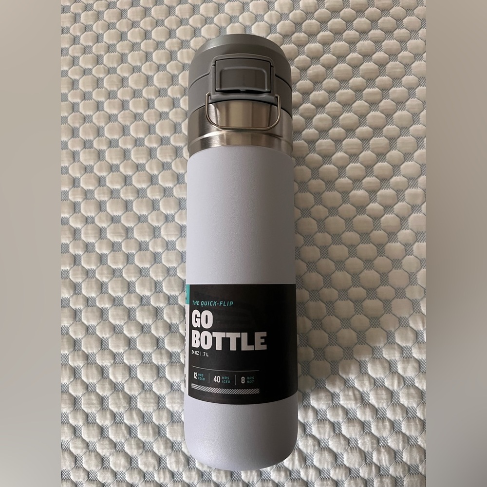 Stanley Go Bottle 24oz NEW NWT never used! Pretty Light lavender color 🌸